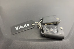 valkoinen Volkswagen Polo 2018 kuva 25.