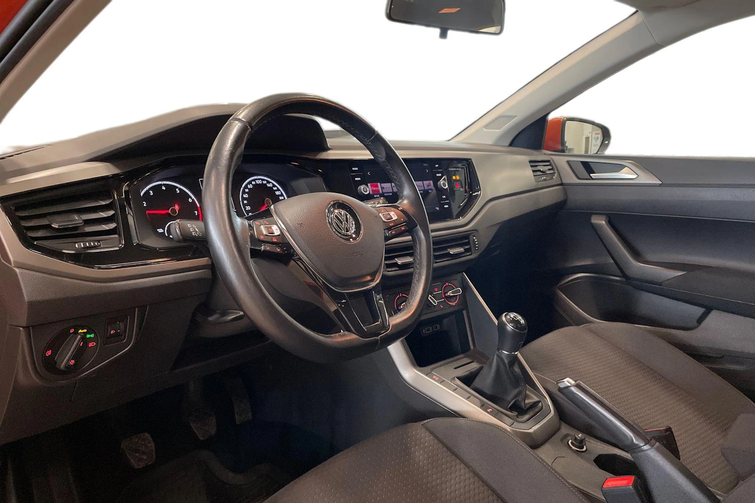 vihreä Volkswagen Polo 2018 kuva 8.