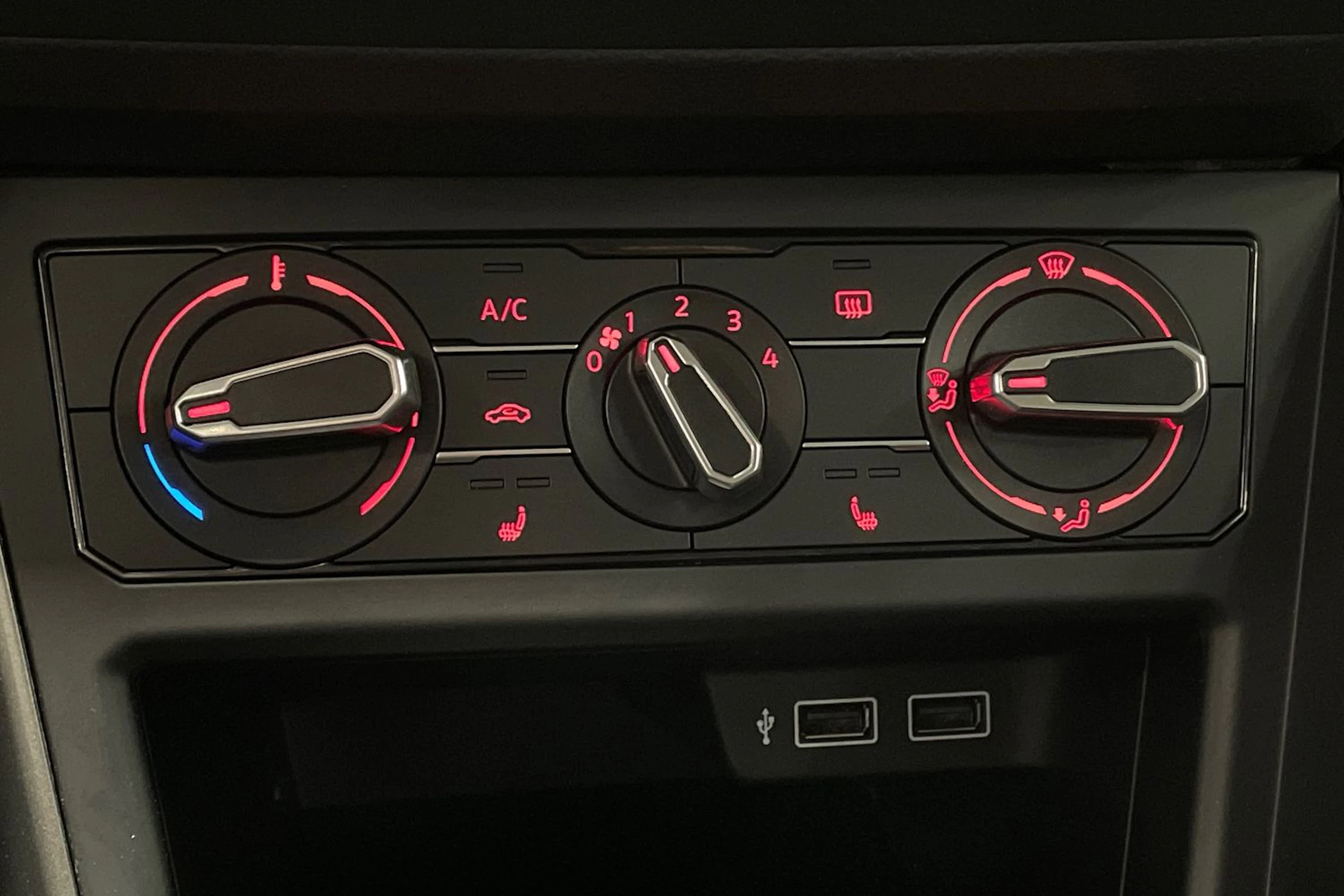 vihreä Volkswagen Polo 2018 kuva 26.