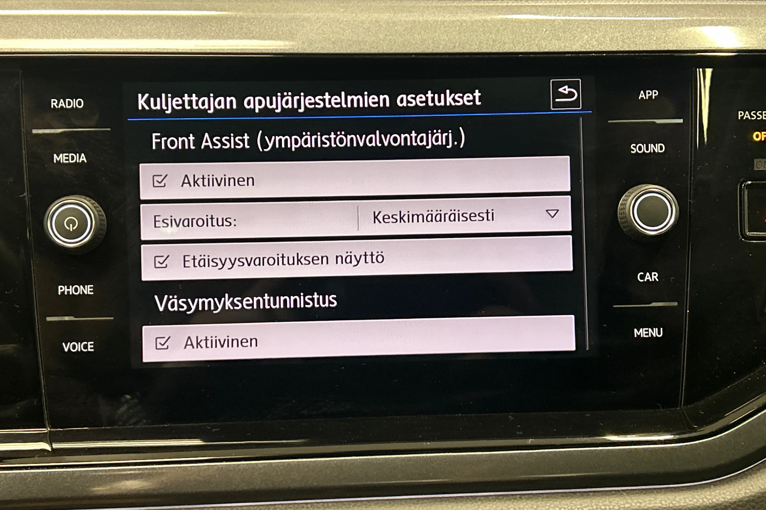 Musta Volkswagen POLO 2018 kuva 20.