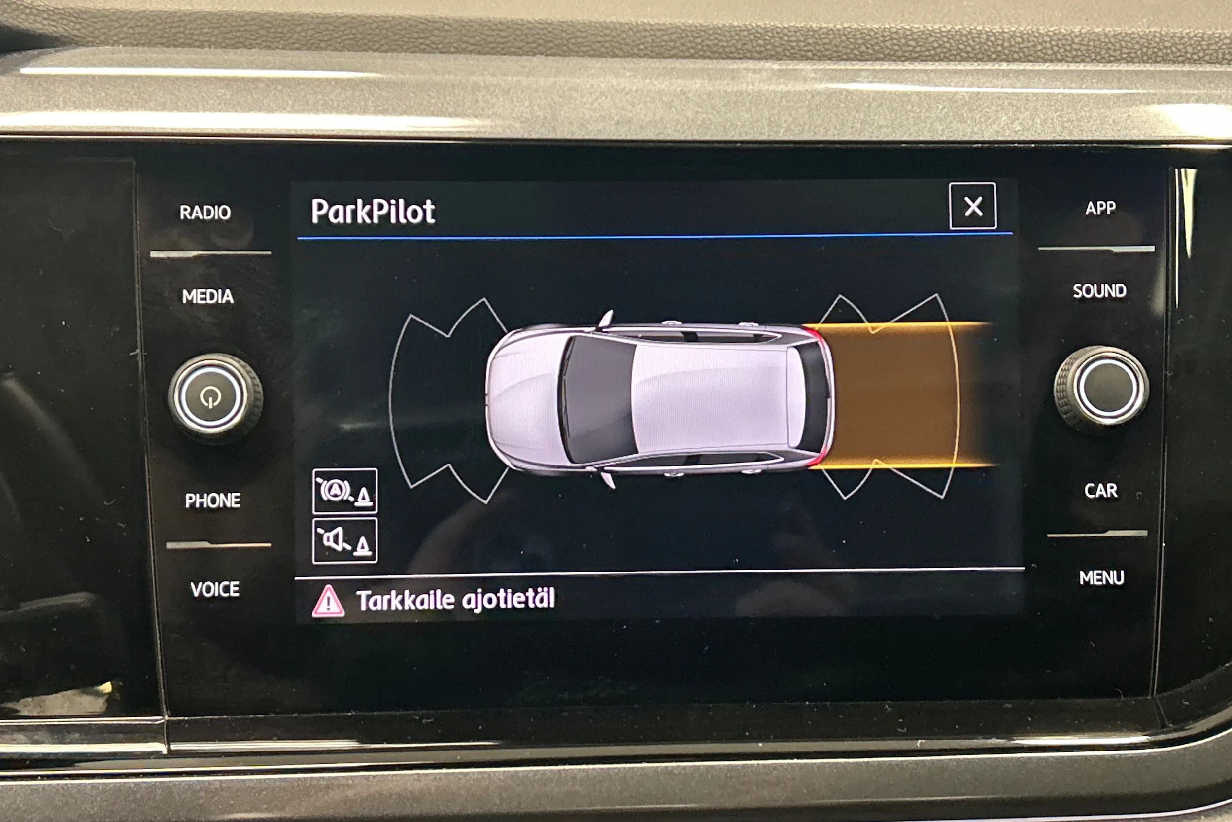 Musta Volkswagen POLO 2018 kuva 22.