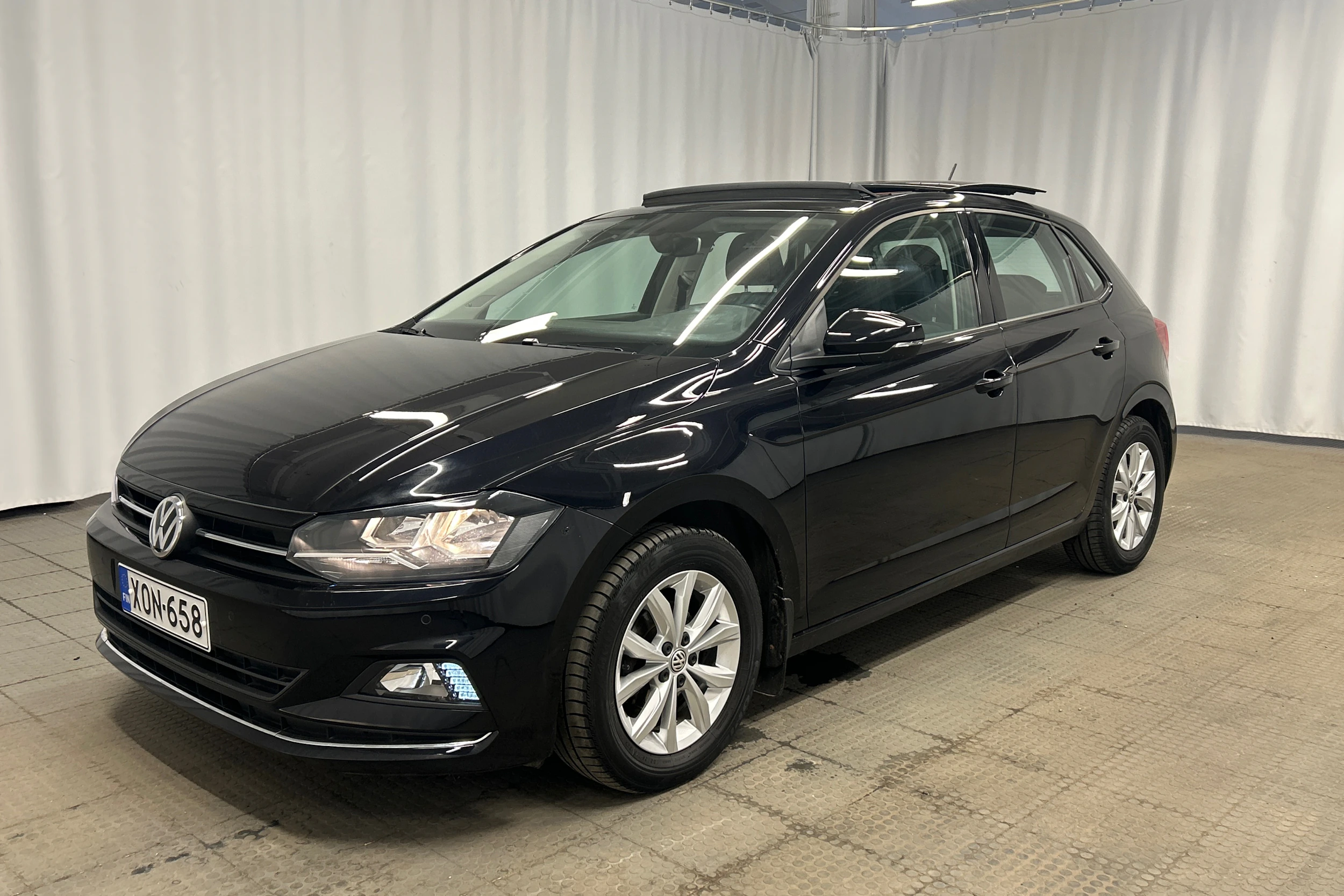 Musta Volkswagen POLO 2018 kuva 25.