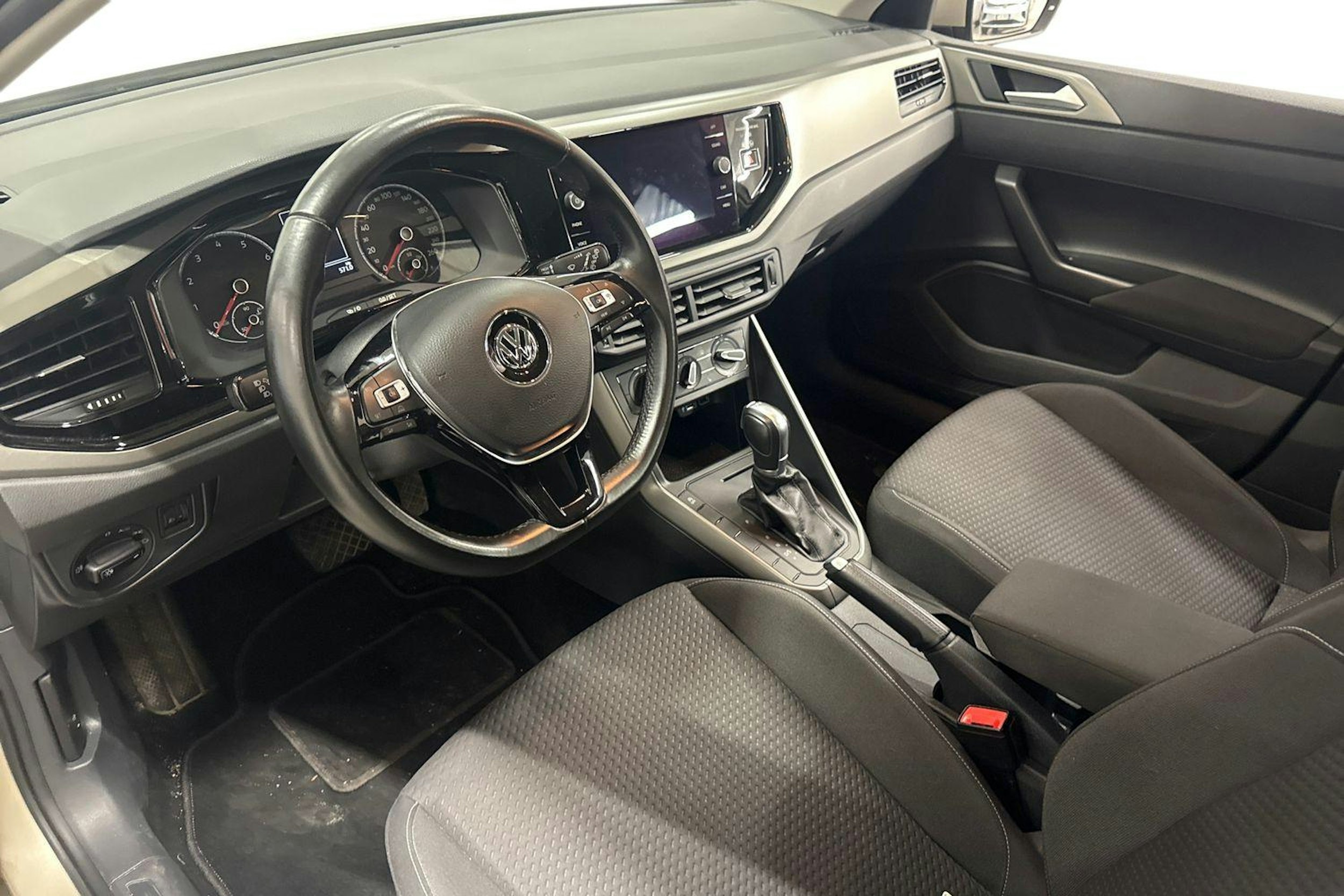 hopea Volkswagen Polo 2018 kuva 3.