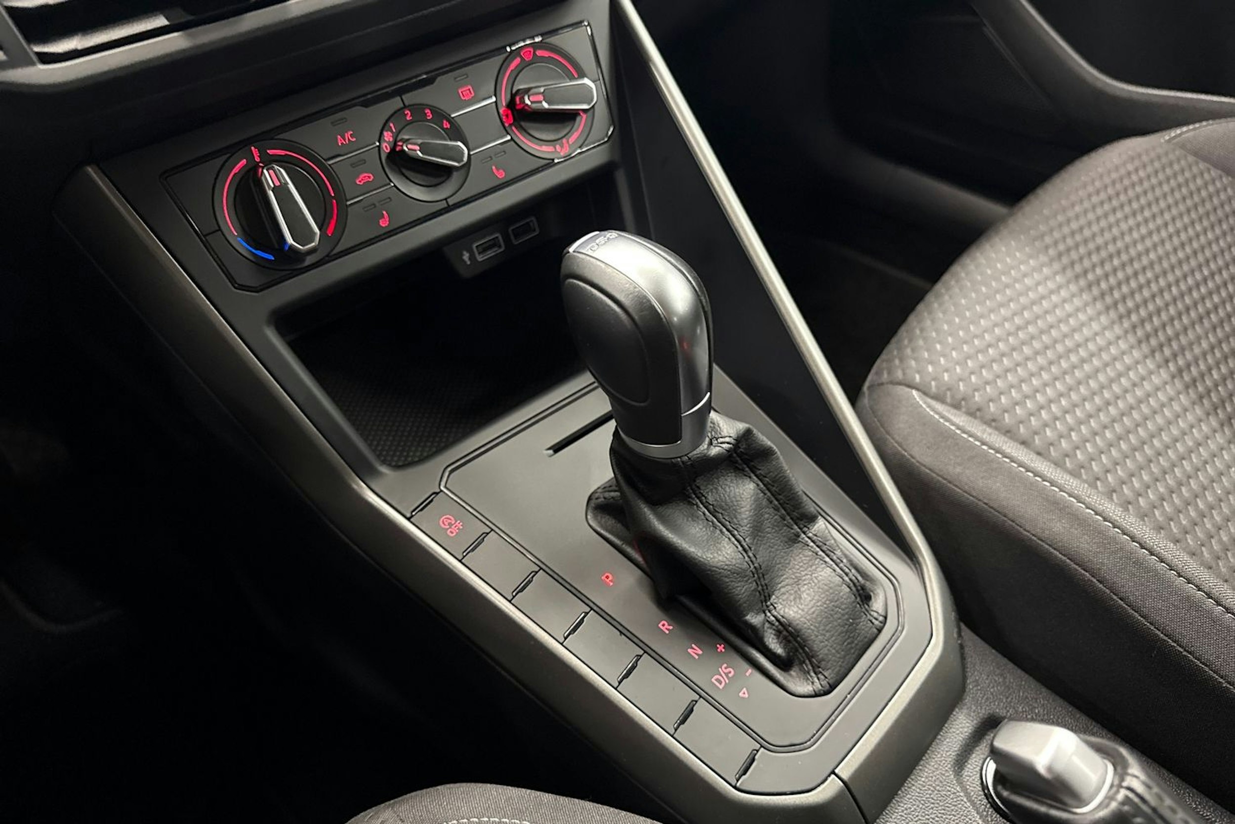 hopea Volkswagen Polo 2018 kuva 19.