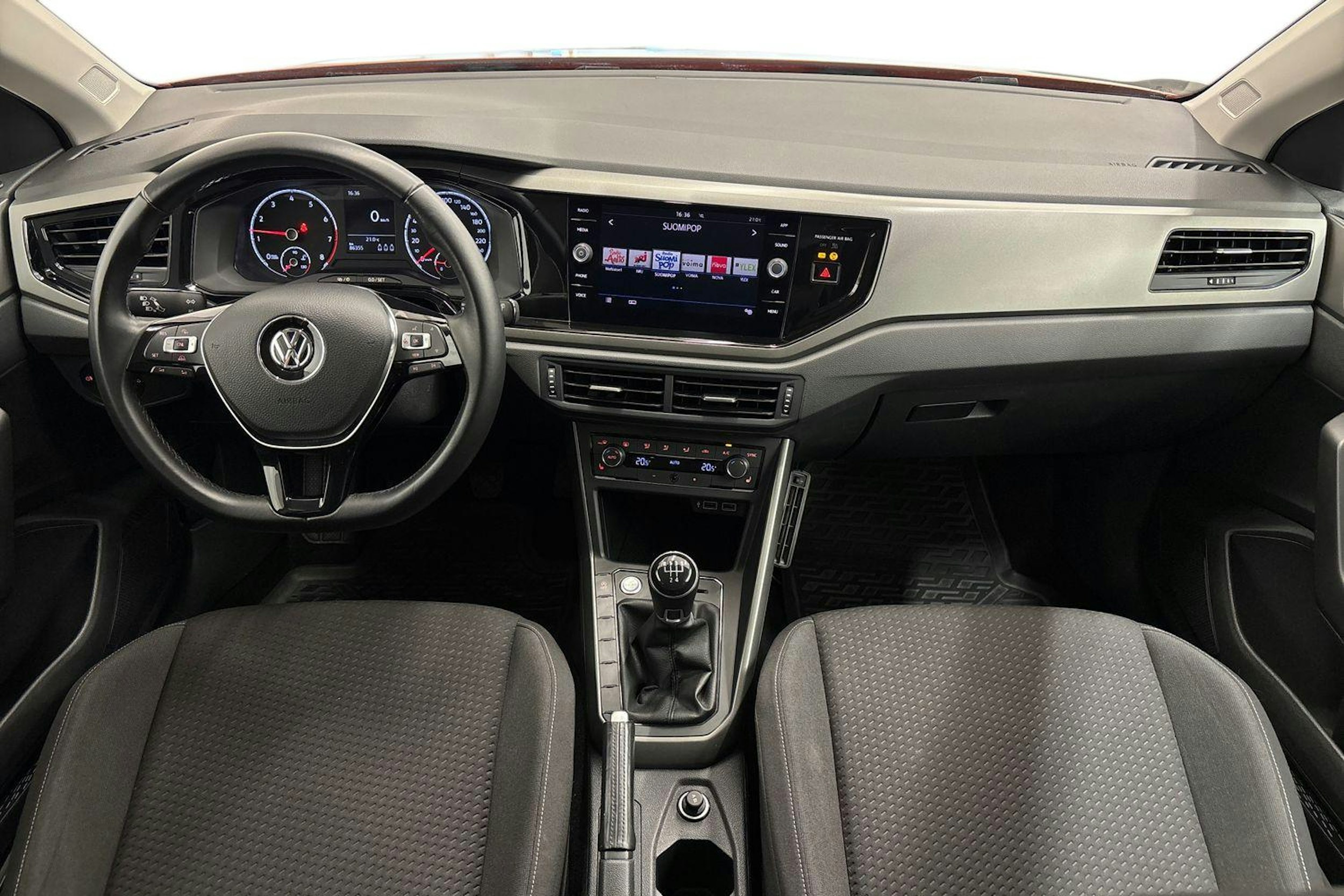 met. vihreä Volkswagen Polo 2018 kuva 7.