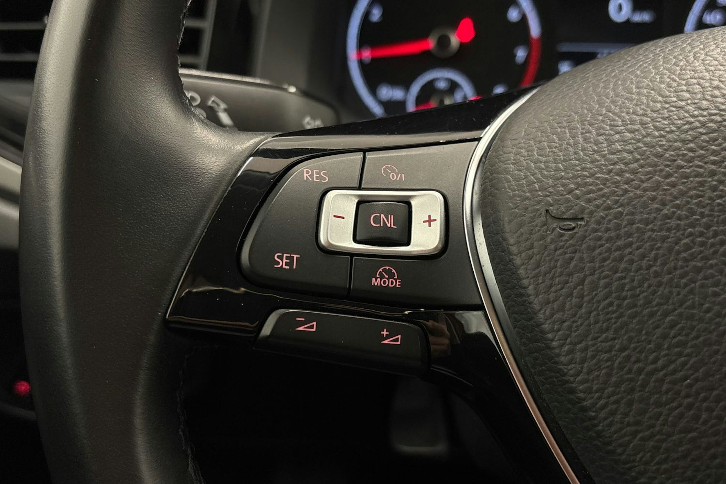 met. vihreä Volkswagen Polo 2018 kuva 13.