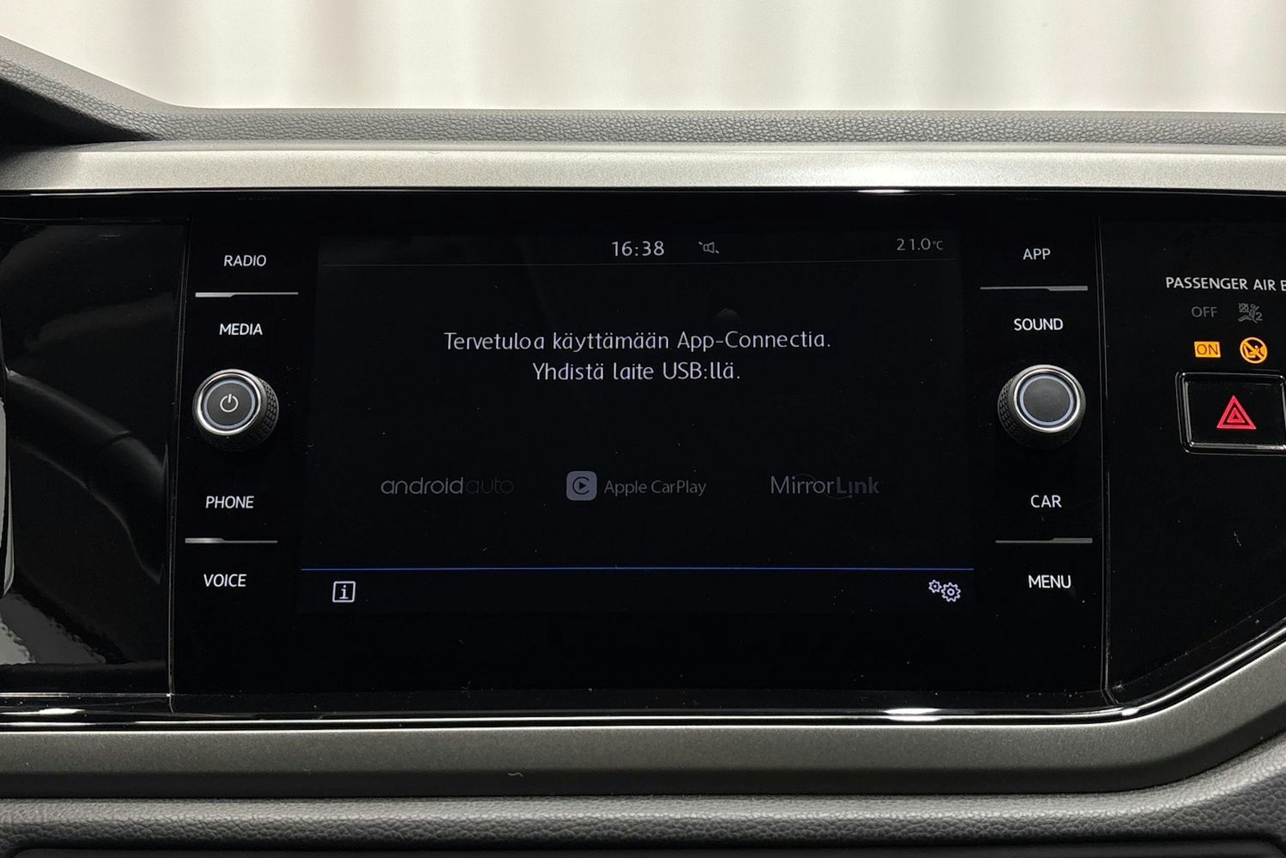 met. vihreä Volkswagen Polo 2018 kuva 16.