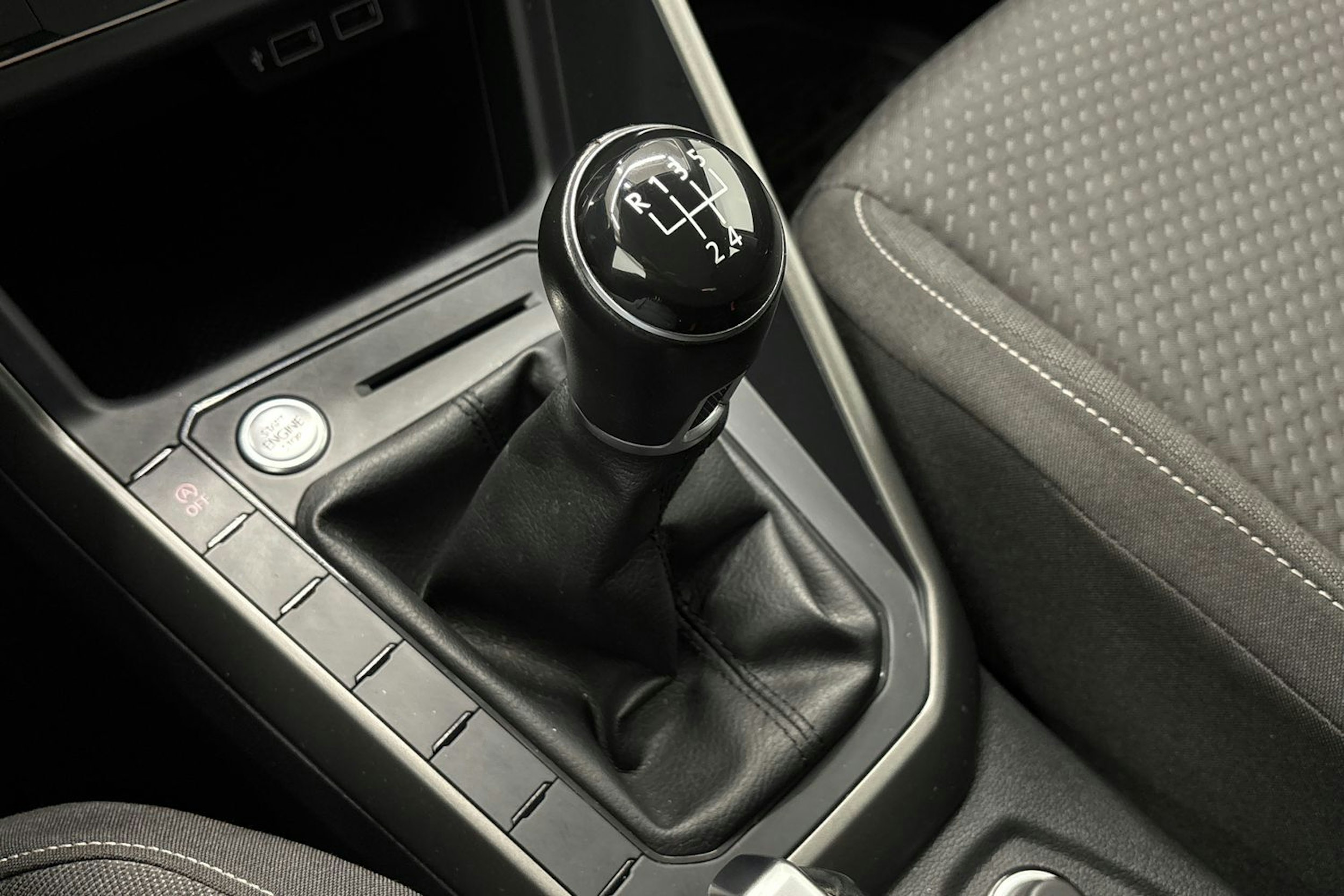 met. vihreä Volkswagen Polo 2018 kuva 18.