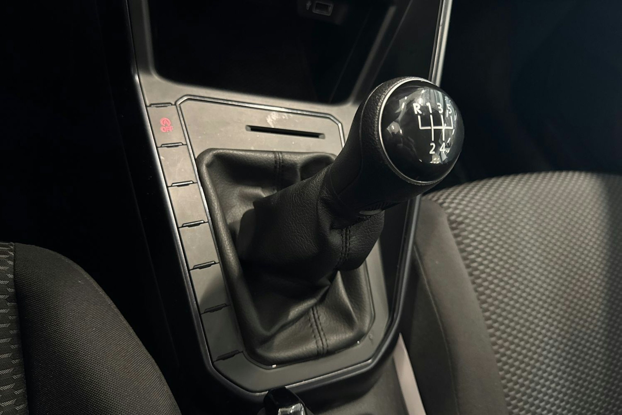hopea Volkswagen Polo 2018 kuva 15.
