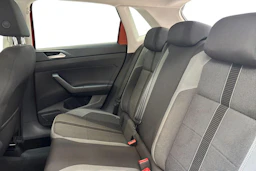 oranssi Volkswagen Polo 2018 kuva 8.