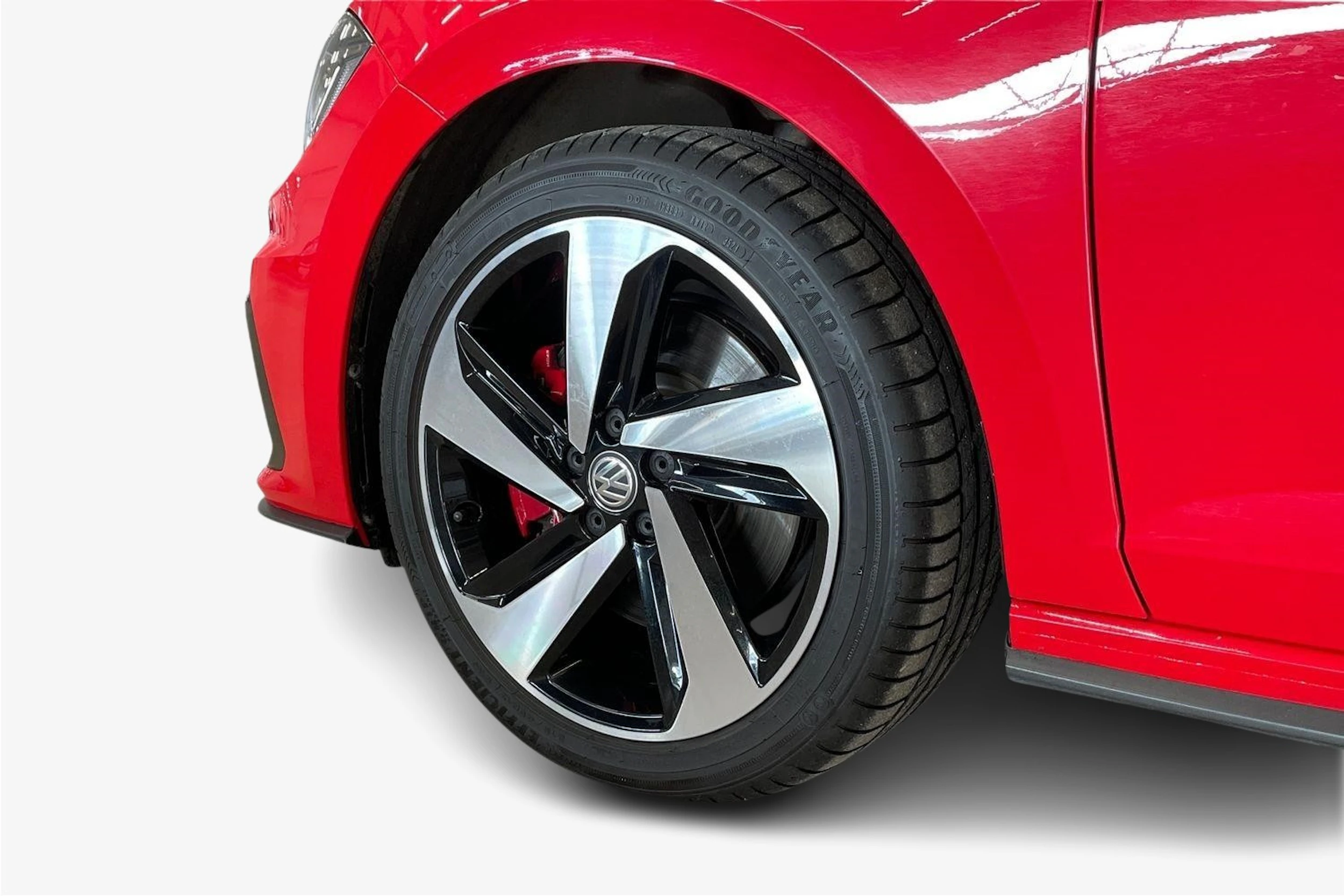 punainen Volkswagen Polo 2018 kuva 9.