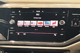 punainen Volkswagen Polo 2018 kuva 19.