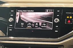 punainen Volkswagen Polo 2018 kuva 25.