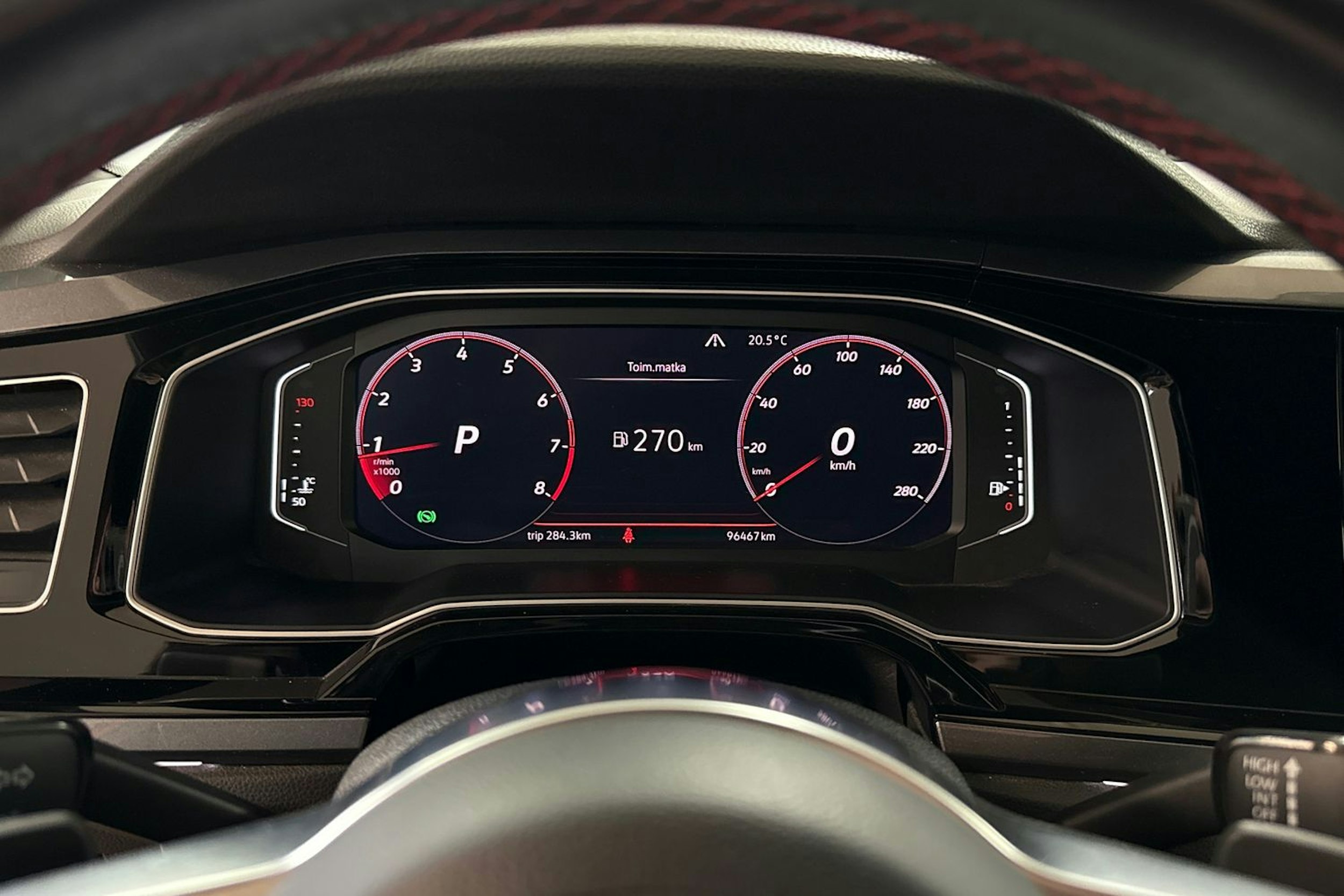 punainen Volkswagen Polo 2019 kuva 15.