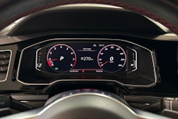 punainen Volkswagen Polo 2019 kuva 15.