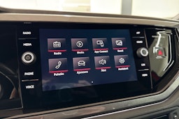 punainen Volkswagen Polo 2019 kuva 23.