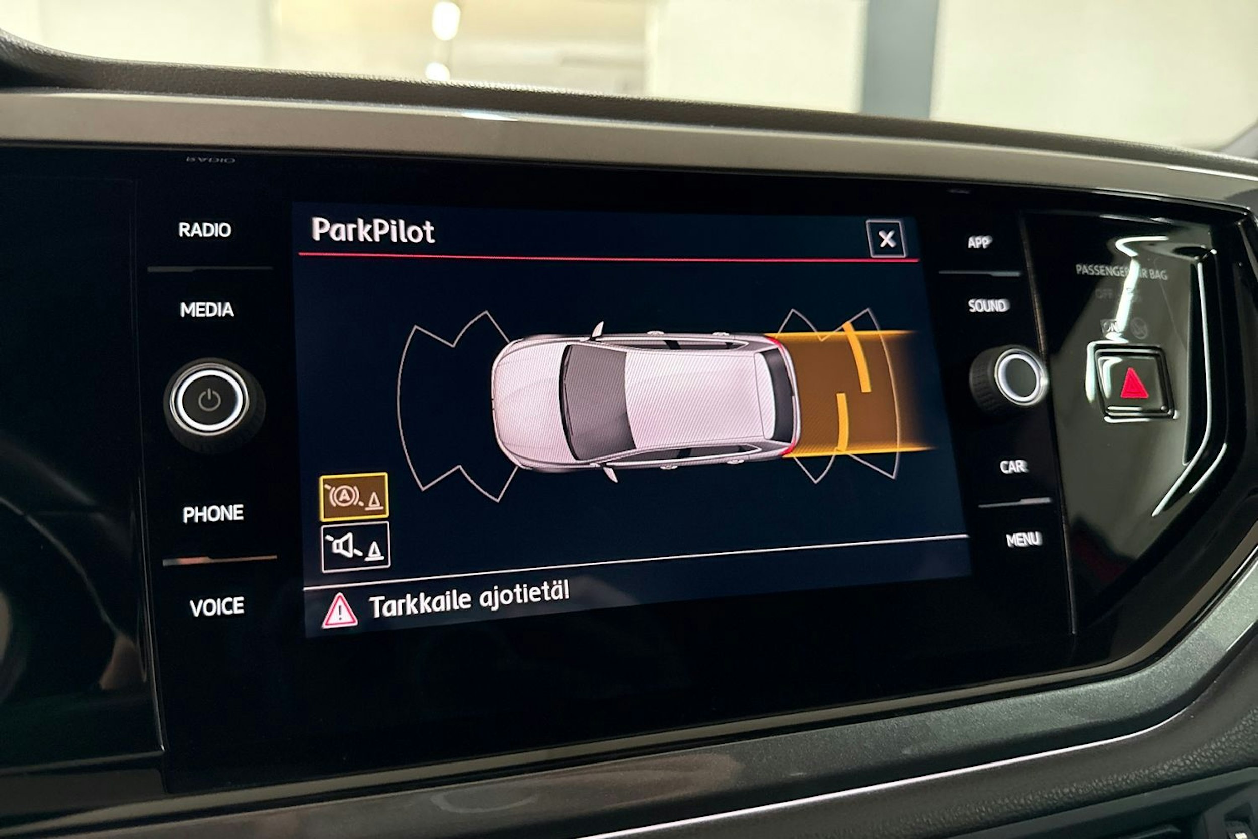 punainen Volkswagen Polo 2019 kuva 24.