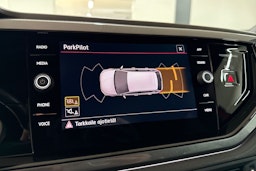 punainen Volkswagen Polo 2019 kuva 24.