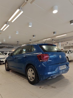 punainen Volkswagen Polo 2019 kuva 2.