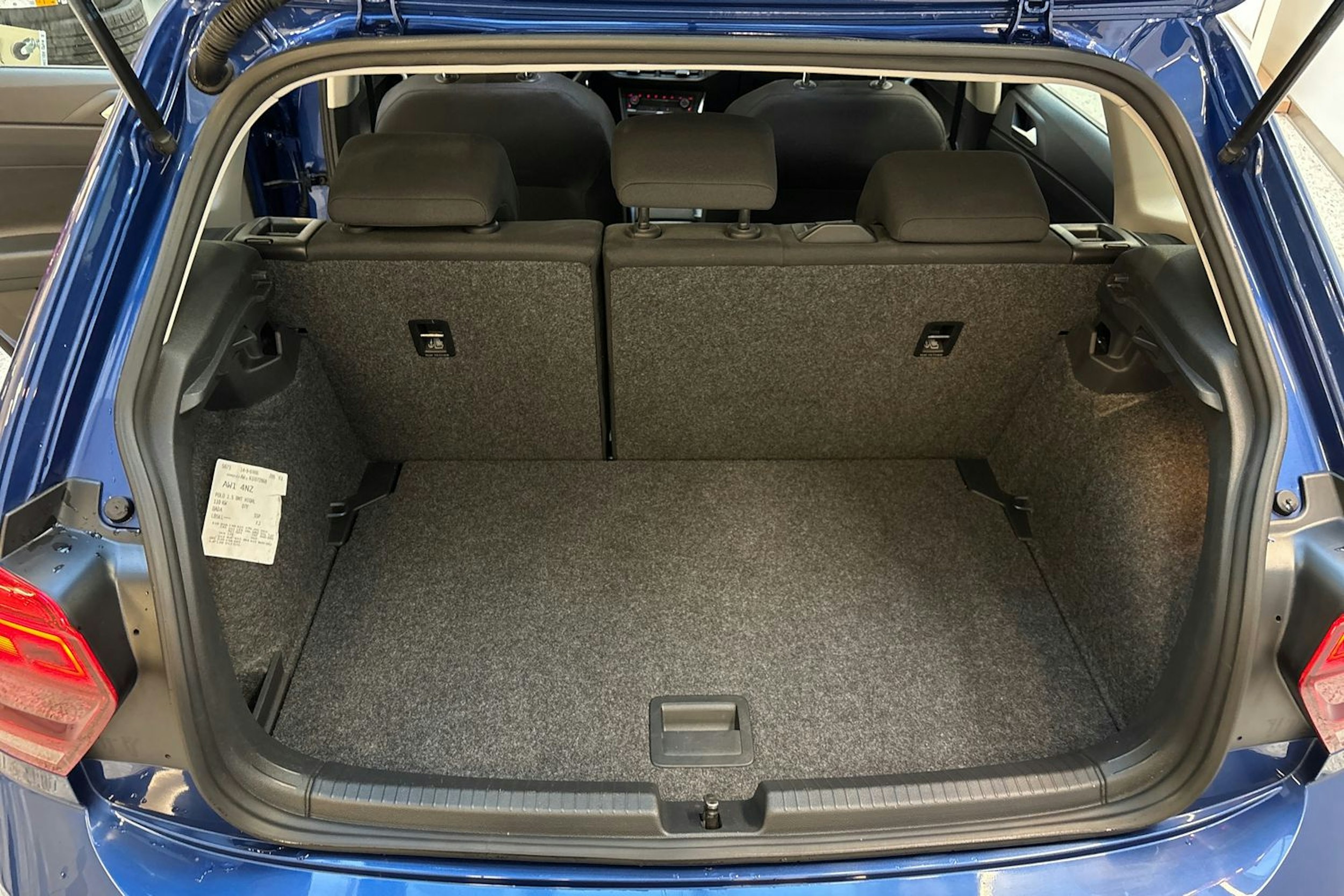 sininen Volkswagen Polo 2019 kuva 15.