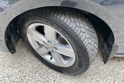 harmaa Volkswagen Polo 2019 kuva 13.