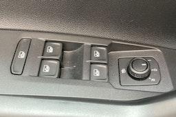 harmaa Volkswagen Polo 2019 kuva 15.