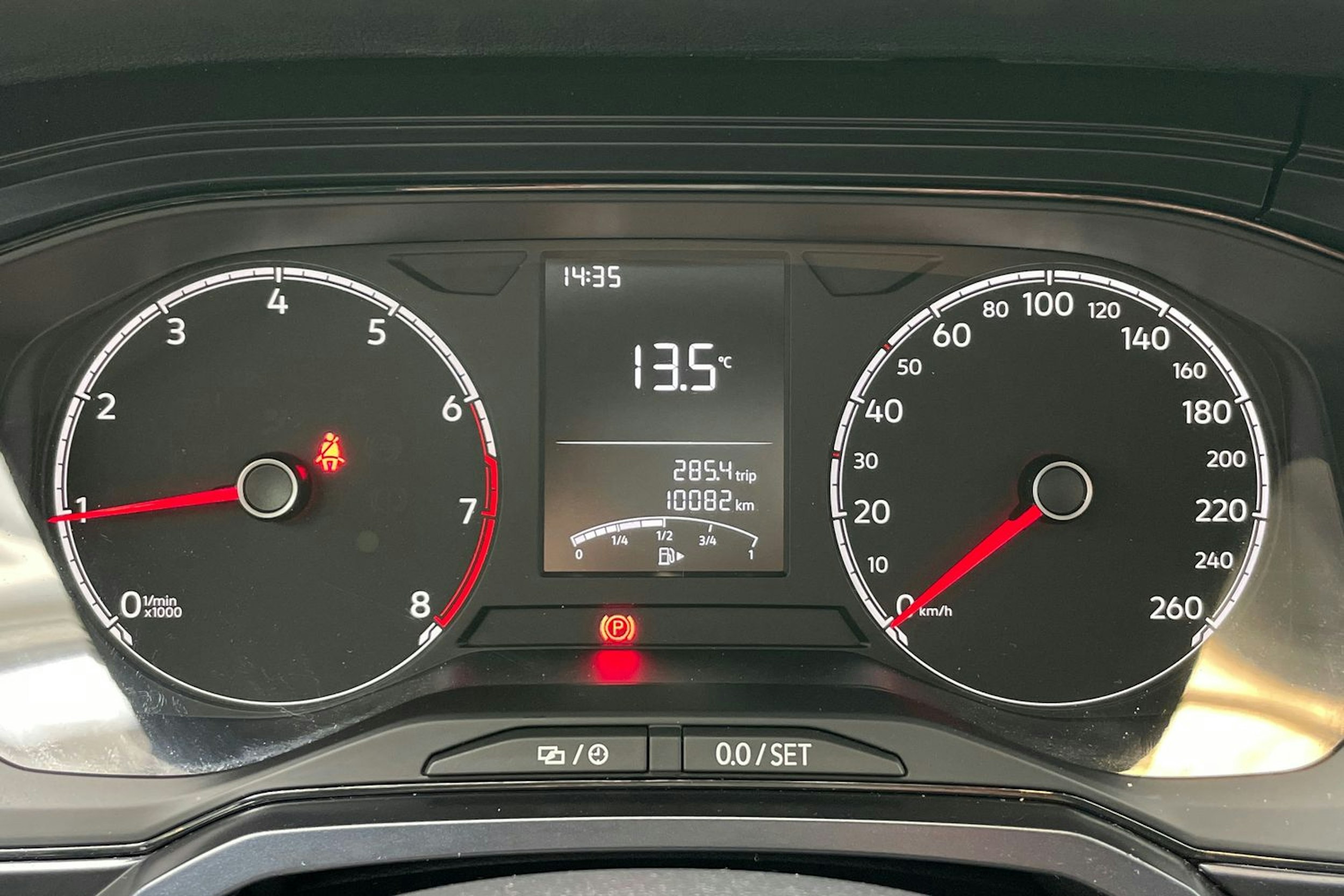 harmaa Volkswagen Polo 2019 kuva 17.