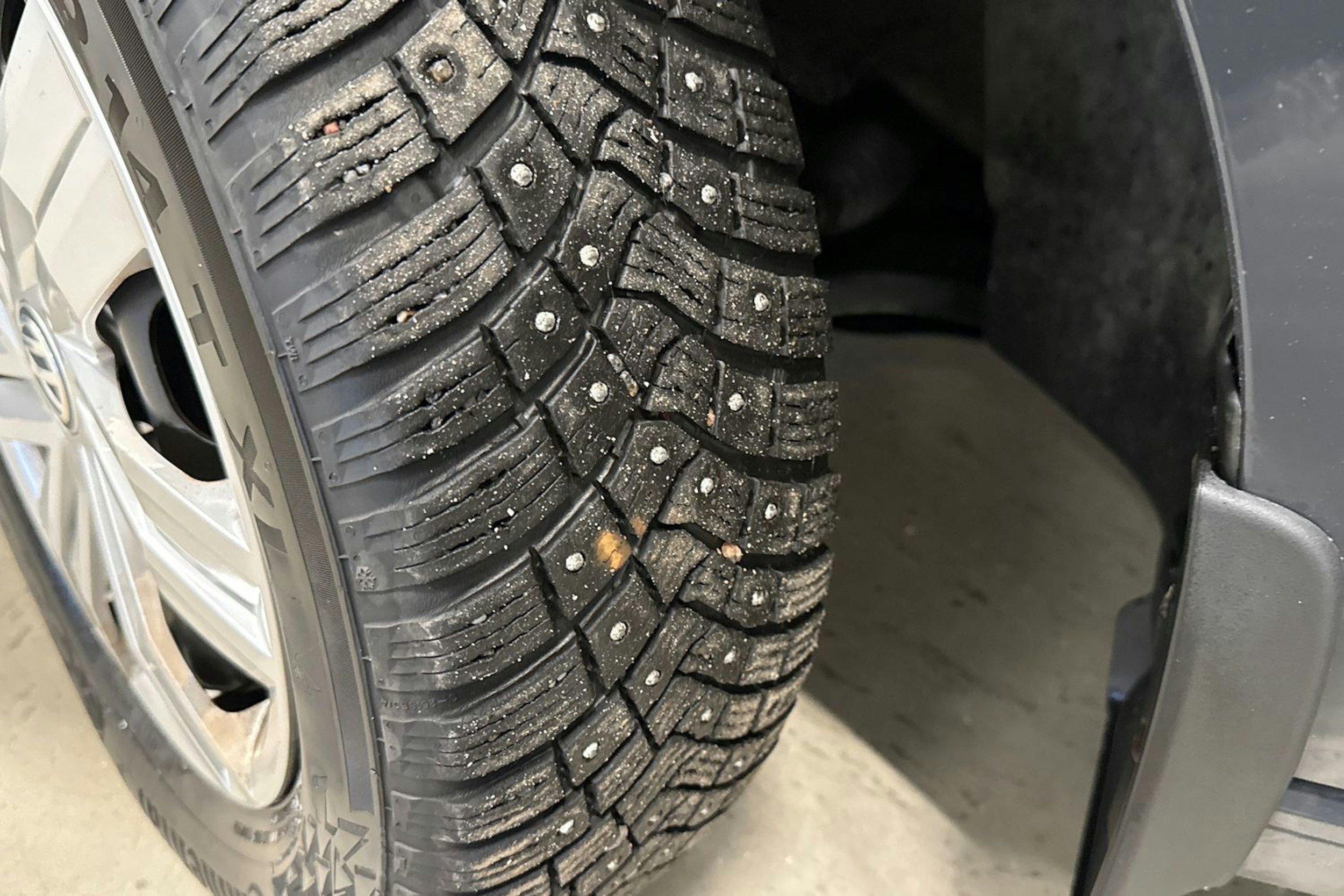 harmaa Volkswagen Polo 2019 kuva 13.