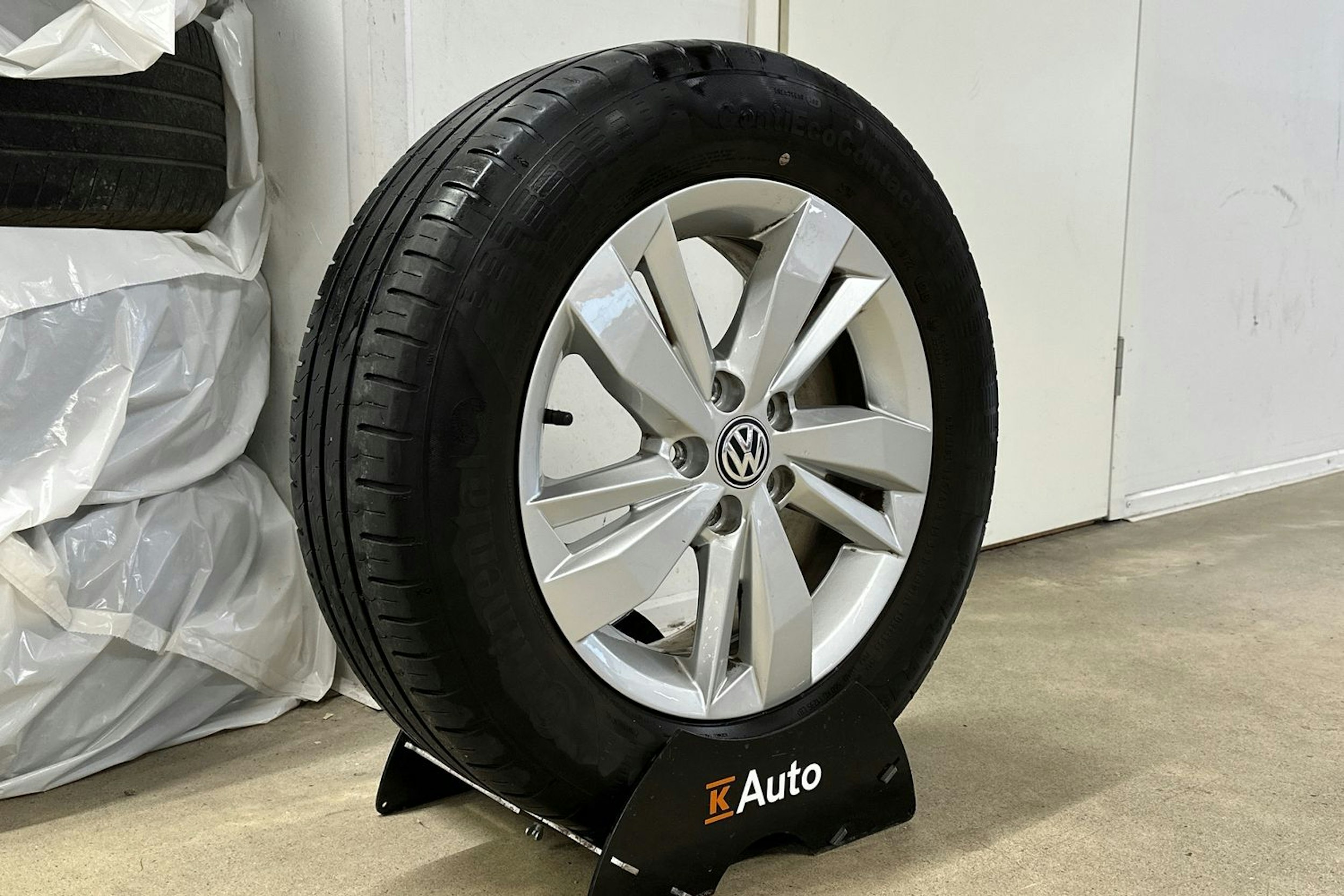 musta Volkswagen Polo 2019 kuva 13.