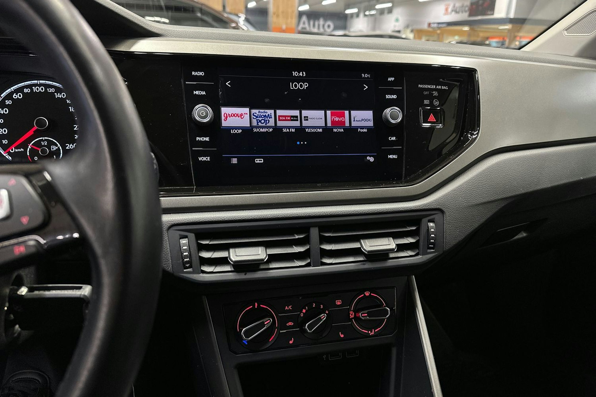 musta Volkswagen Polo 2019 kuva 17.