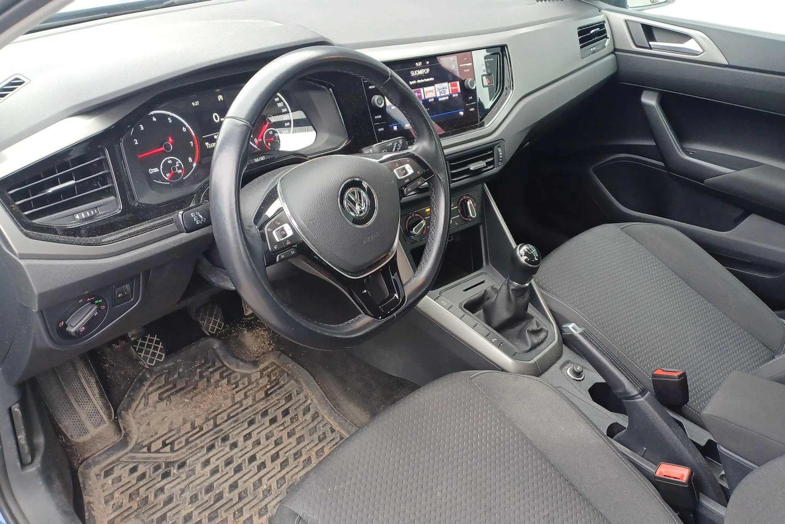 sininen Volkswagen Polo 2019 kuva 3.