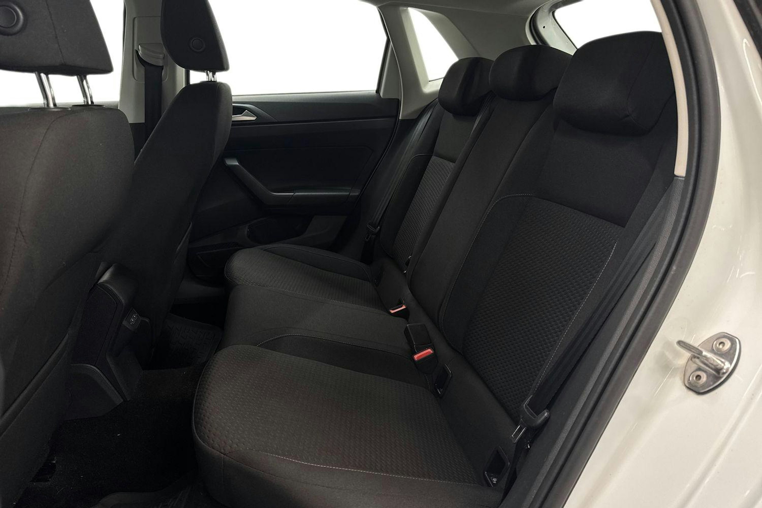 valkoinen Volkswagen Polo 2019 kuva 10.