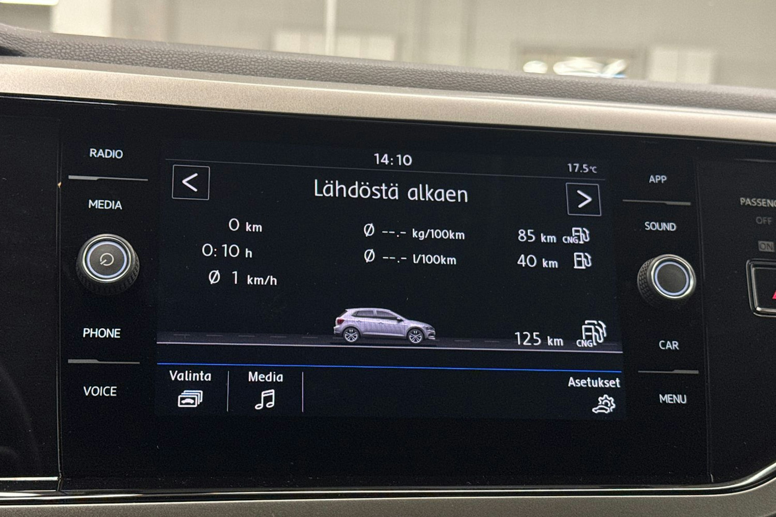valkoinen Volkswagen Polo 2019 kuva 27.