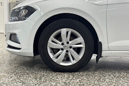 valkoinen Volkswagen Polo 2019 kuva 33.