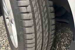 valkoinen Volkswagen Polo 2019 kuva 34.