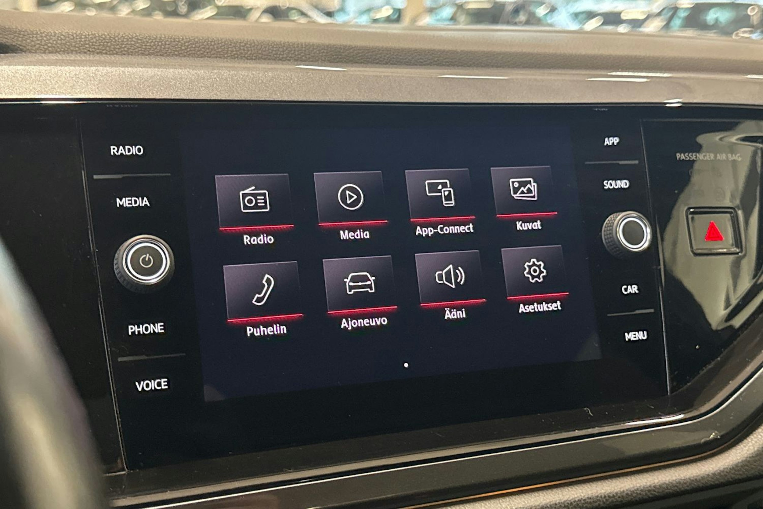 harmaa Volkswagen Polo 2020 kuva 20.