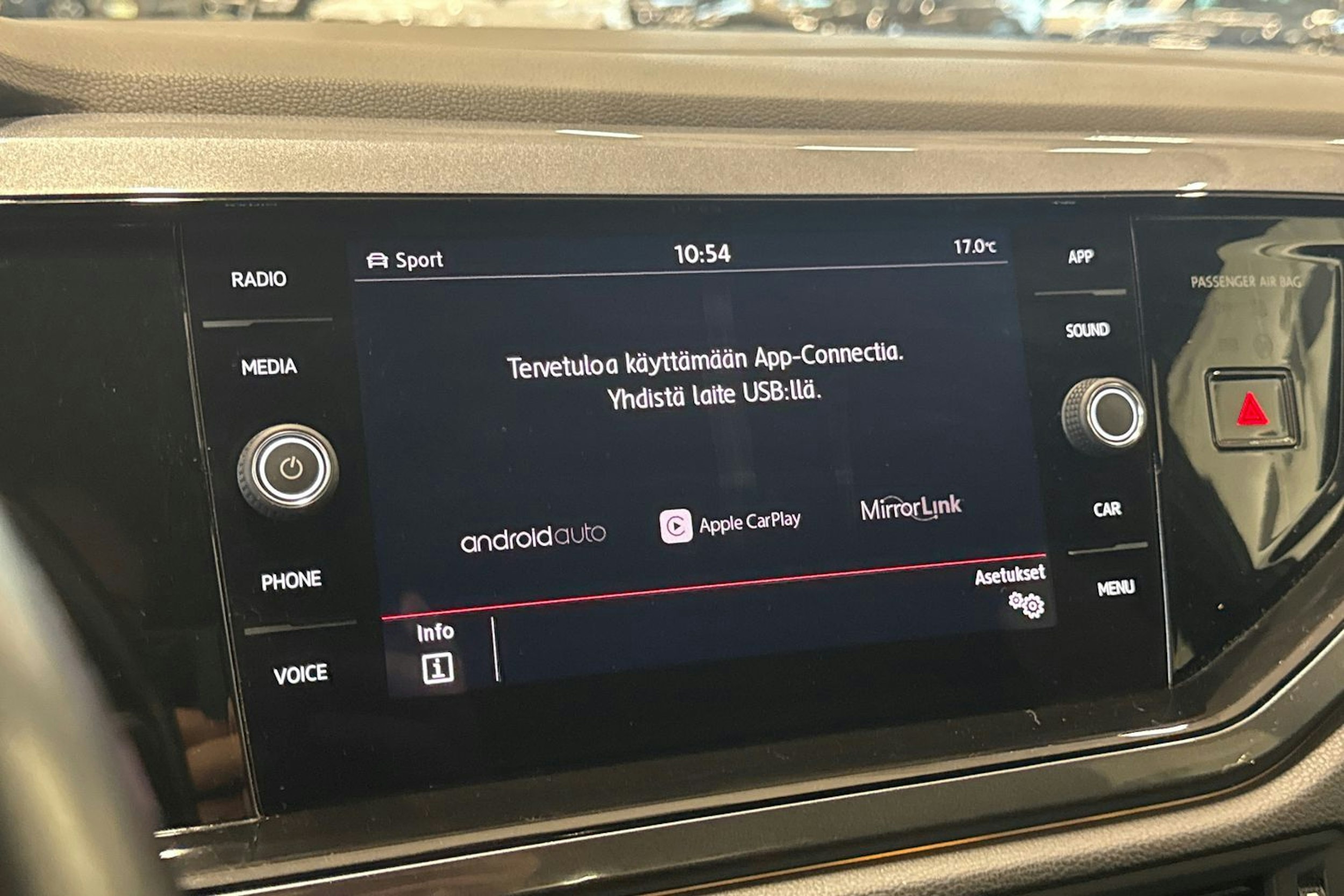 harmaa Volkswagen Polo 2020 kuva 24.