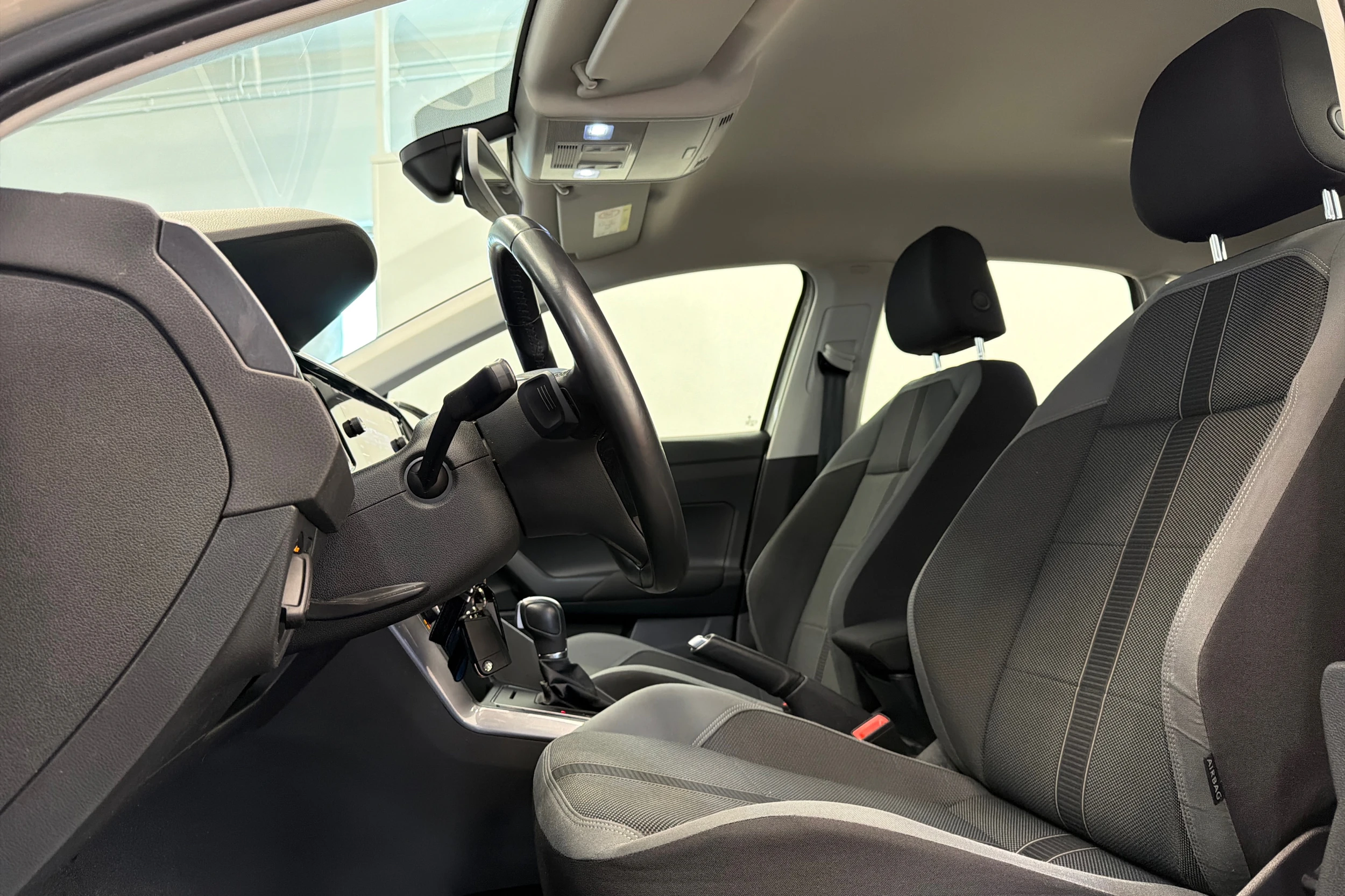 Hopea Volkswagen POLO 2019 kuva 12.