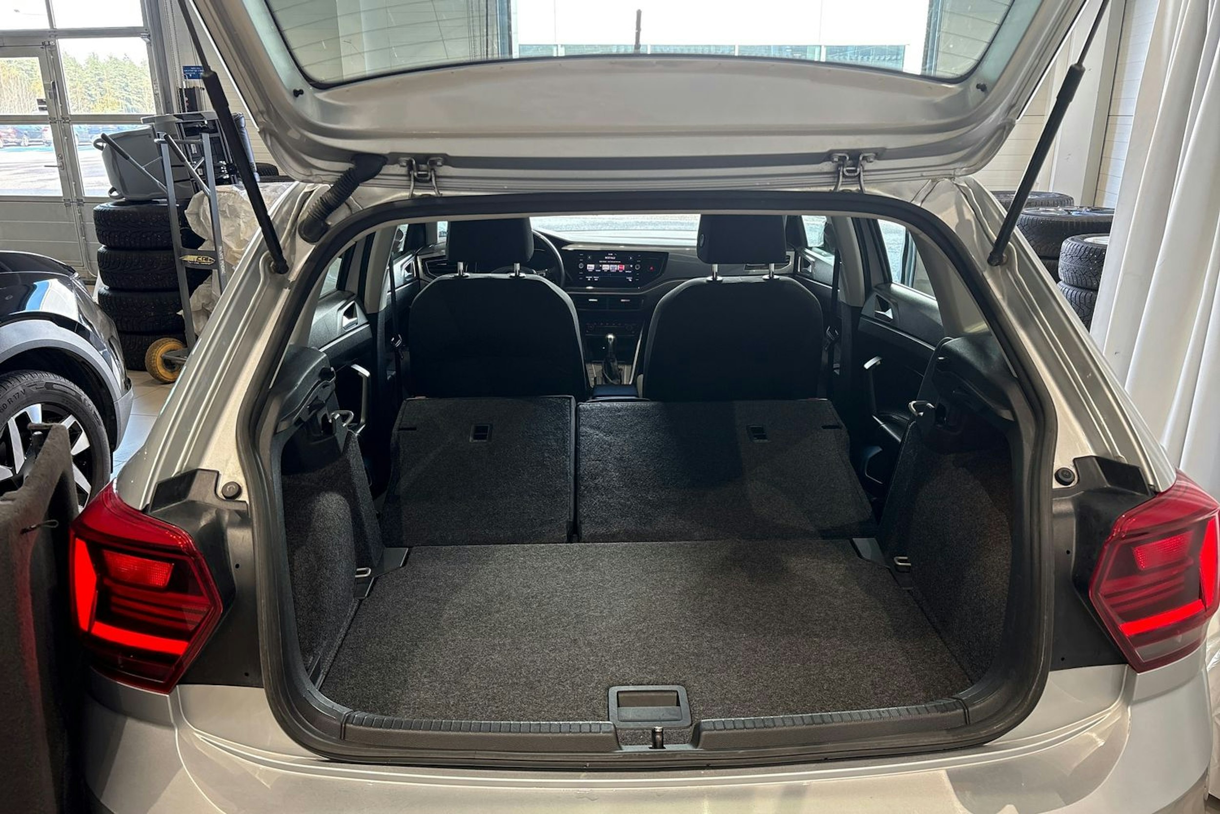 hopea Volkswagen Polo 2019 kuva 16.