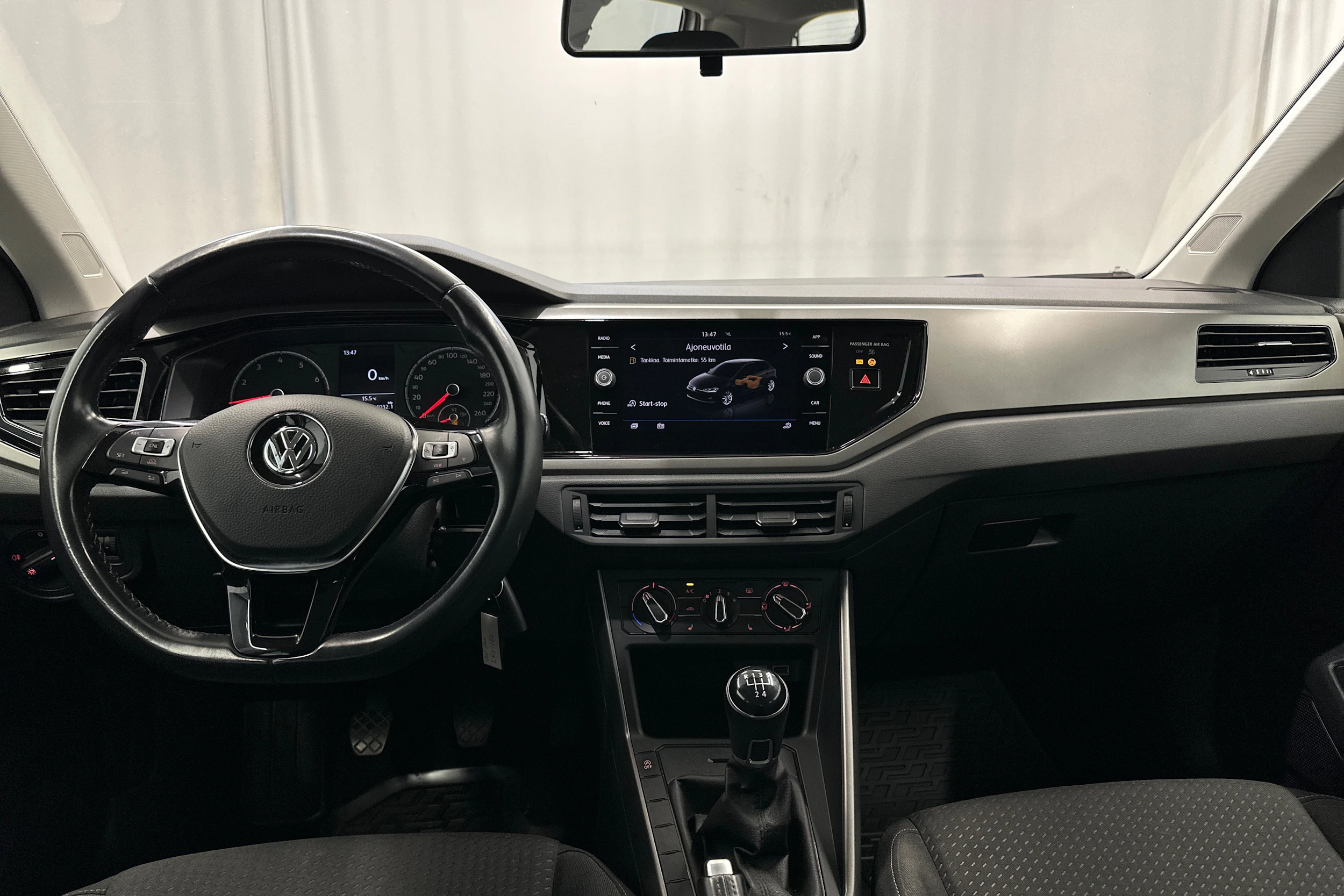 valkoinen Volkswagen Polo 2019 kuva 11.