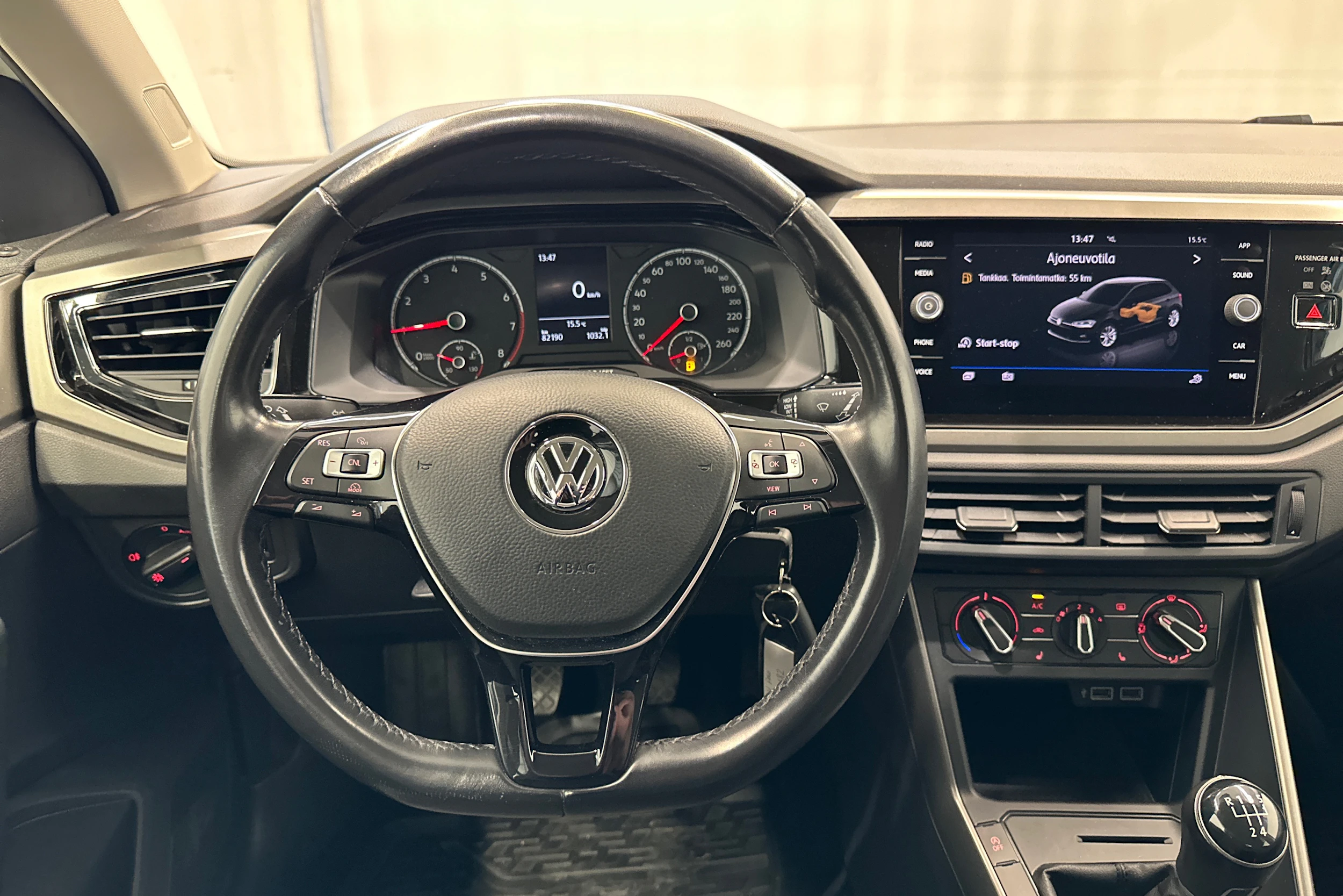 valkoinen Volkswagen Polo 2019 kuva 12.