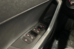 valkoinen Volkswagen Polo 2019 kuva 21.