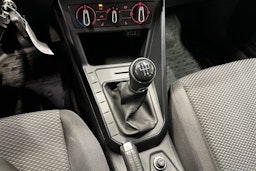 punainen Volkswagen Polo 2019 kuva 20.