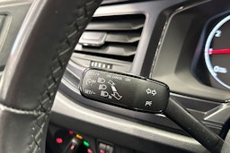 punainen Volkswagen Polo 2019 kuva 22.