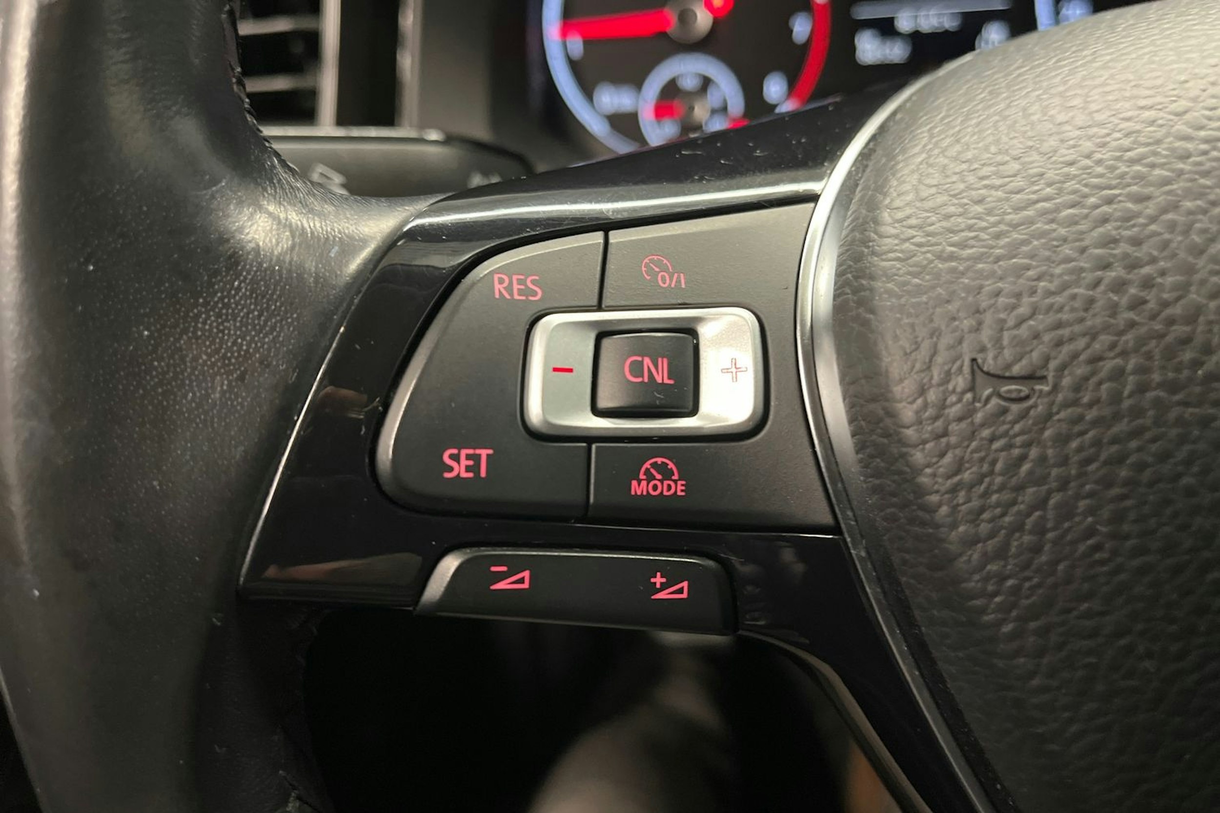 musta Volkswagen Polo 2019 kuva 27.