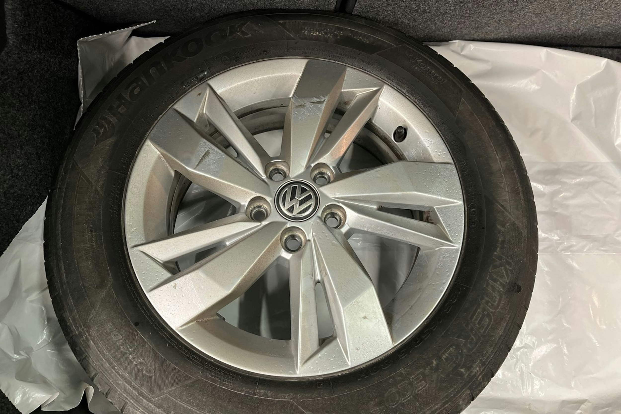 musta Volkswagen Polo 2019 kuva 31.