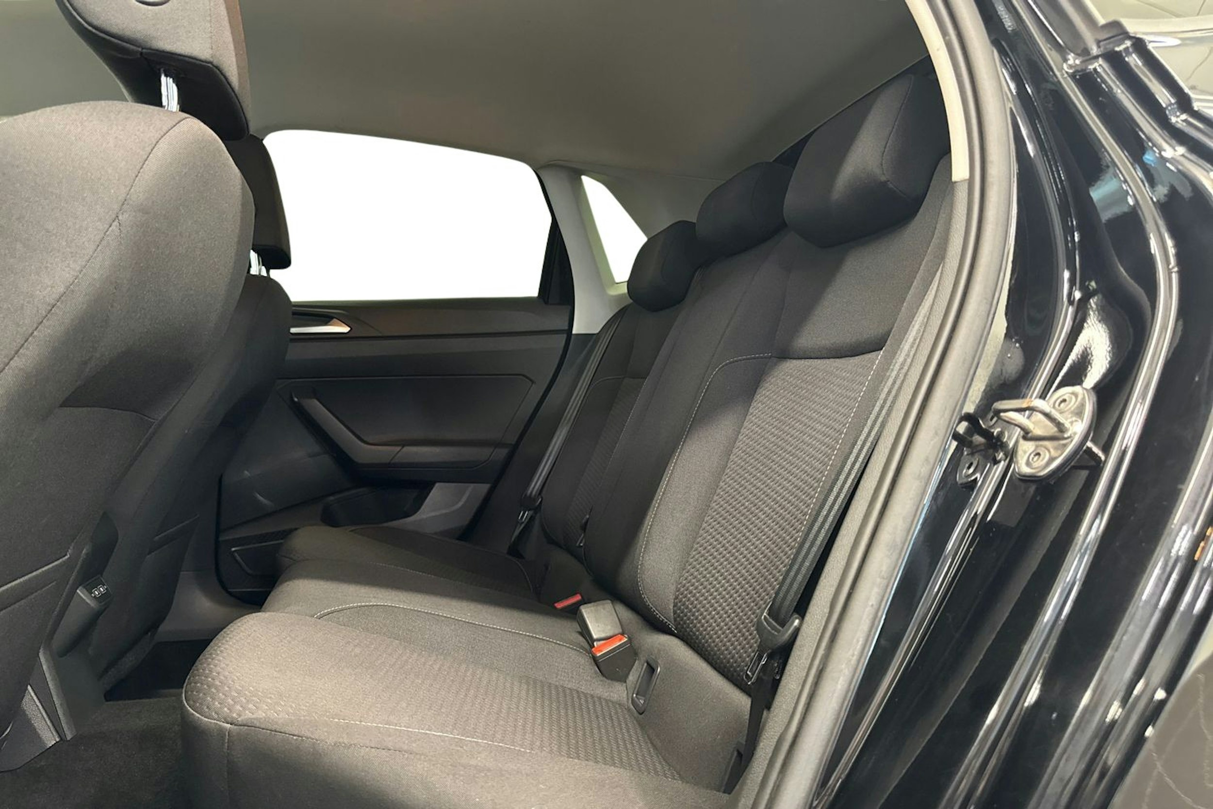 musta Volkswagen Polo 2019 kuva 10.