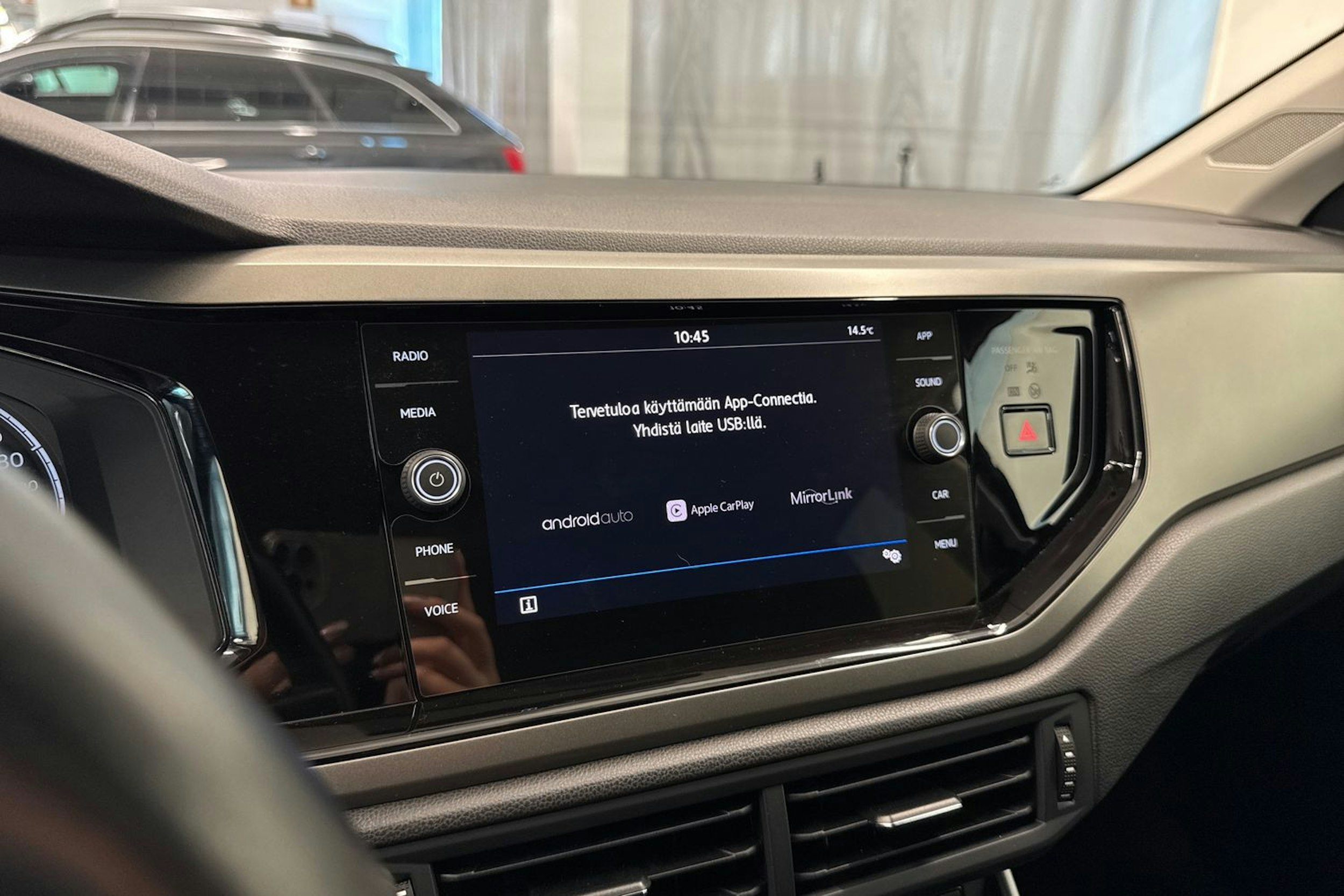 musta Volkswagen Polo 2019 kuva 23.