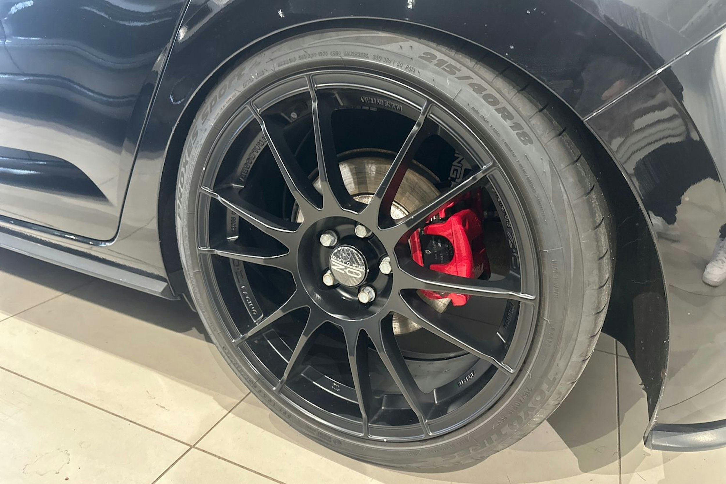 musta Volkswagen Polo 2019 kuva 11.