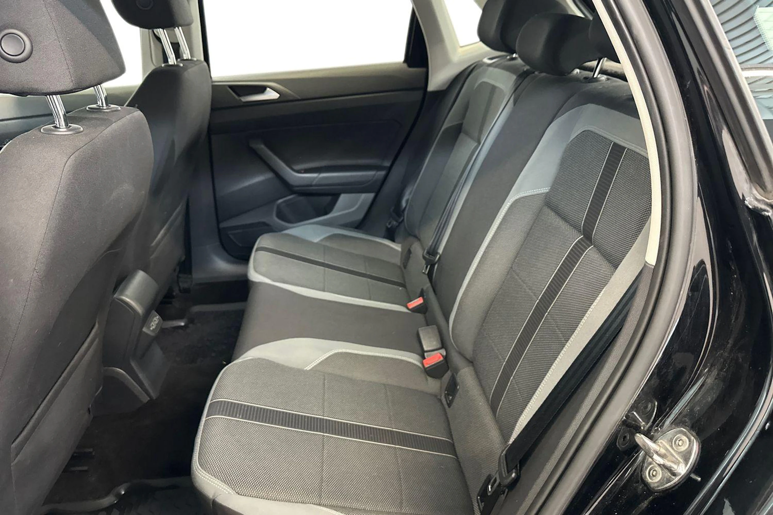 musta Volkswagen Polo 2019 kuva 11.